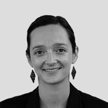 Maria Burgues, Rechtsanwältin